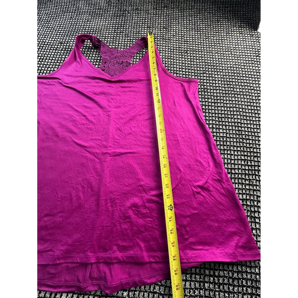 Livi Tank Top Womens 18/20 Magenta Excellent Crochet Lace Racerback Activewear - Picture 5 of 6